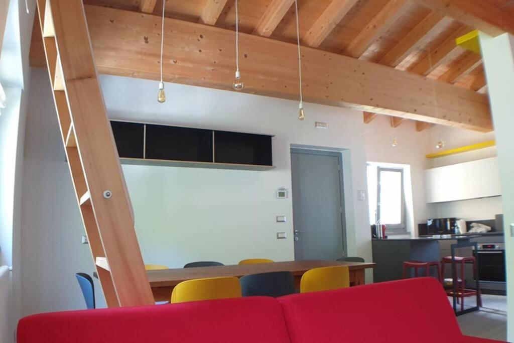 Apartmán La Finestra Sul Fiume-Graziosa Mansarda.Cir 014O74 Val Masino Exteriér fotografie